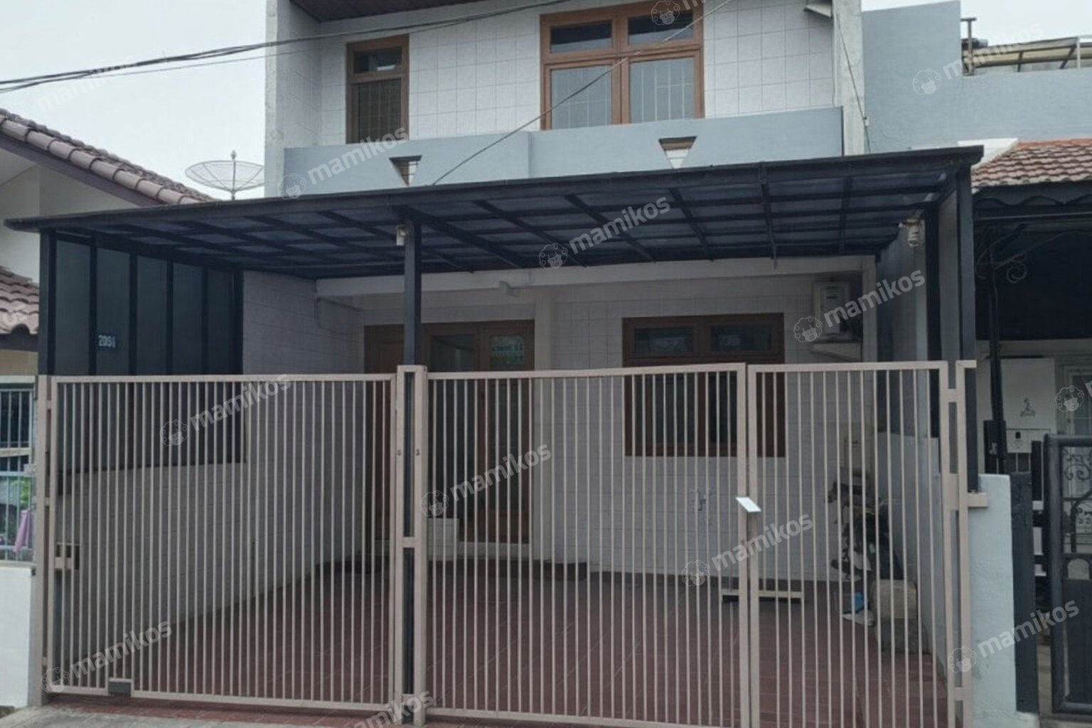 Rumah Sertifikat SHM 3 Kamar Tidur 3 Kamar Mandi Duri Kosambi Jakarta Barat