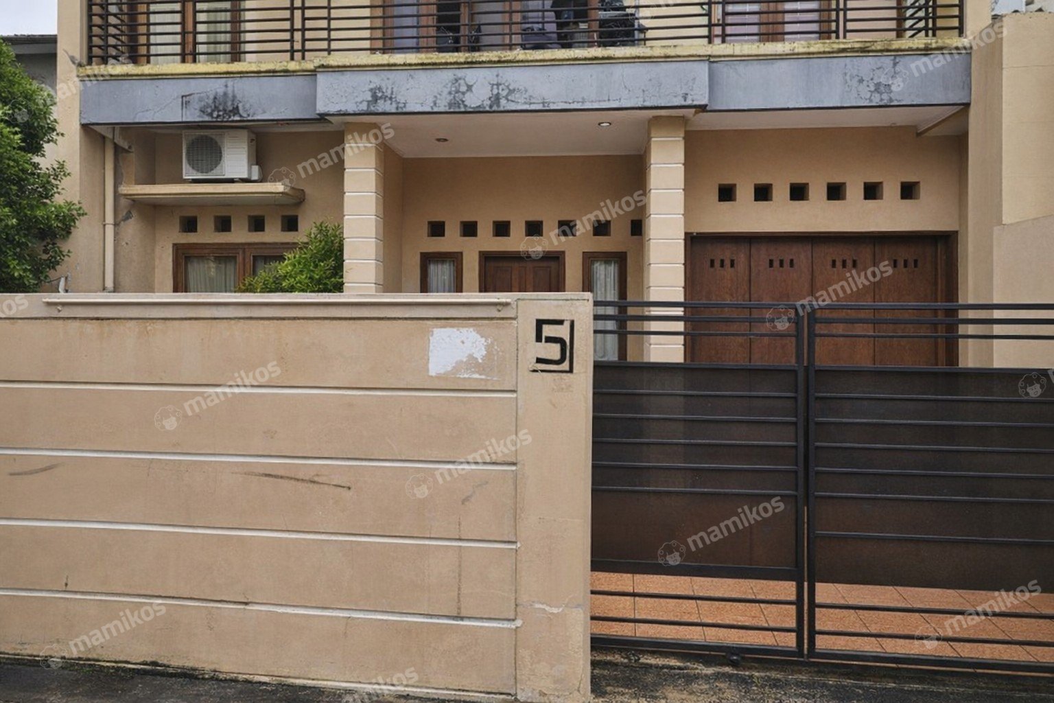 Rumah Sertifikat SHM 5 Kamar Tidur 4 Kamar Mandi Radio Dalam Jakarta Selatan