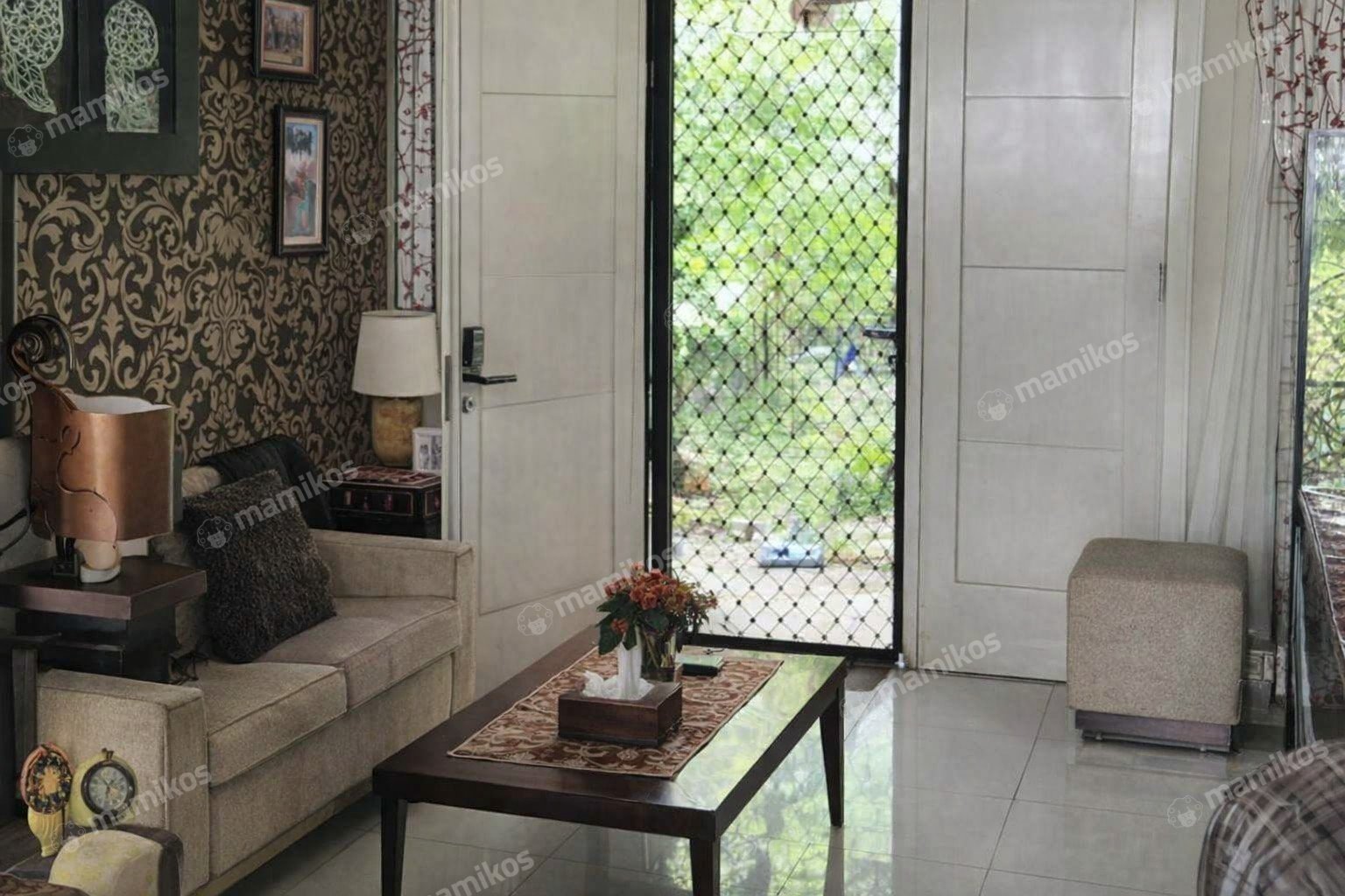 Rumah Sertifikat SHM 5 Kamar Tidur 4 Kamar Mandi Metland Menteng Jakarta Timur