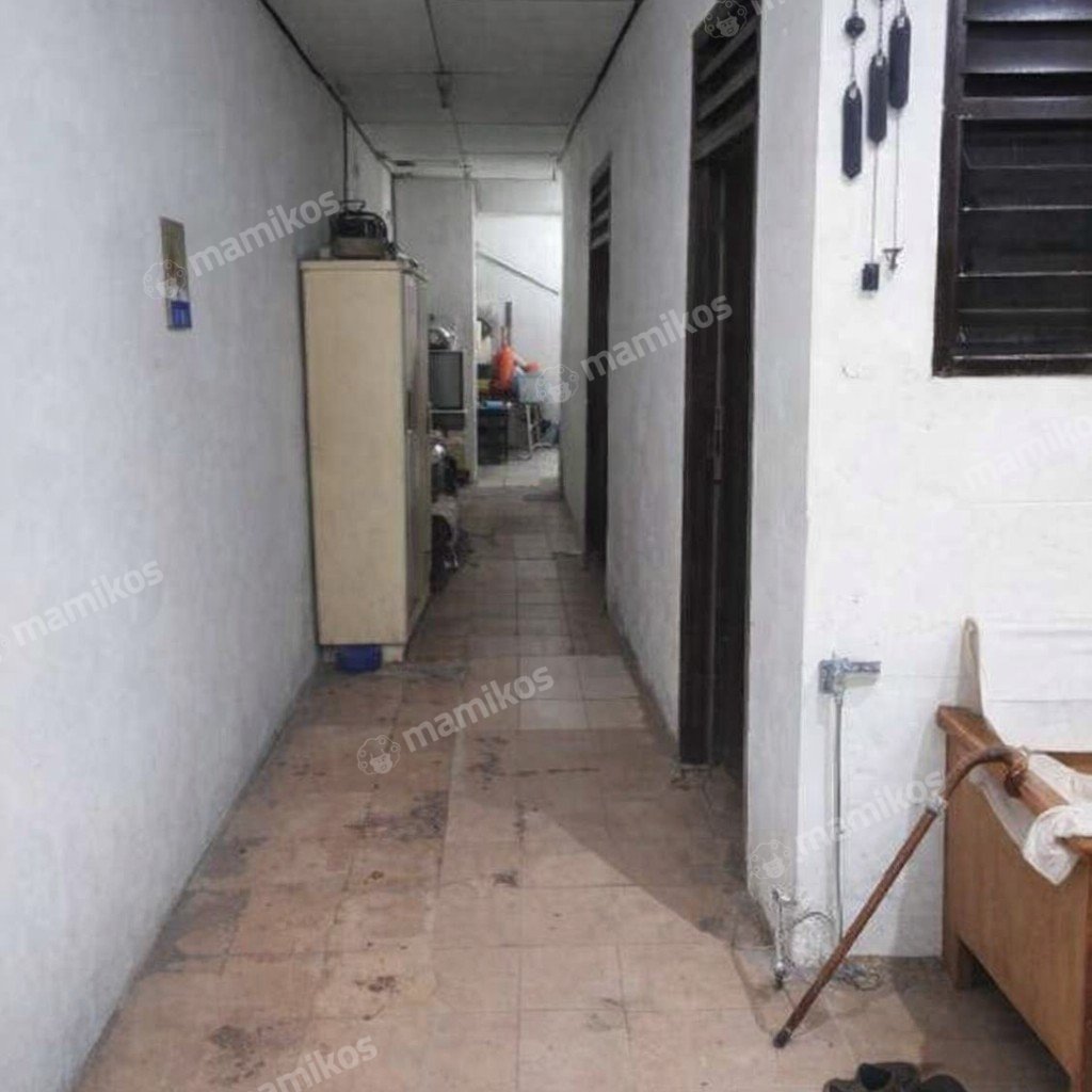 Rumah Sertifikat SHM 4 Kamar Tidur 2 Kamar Mandi Jembatan Lima Jakarta Barat - Photo 2