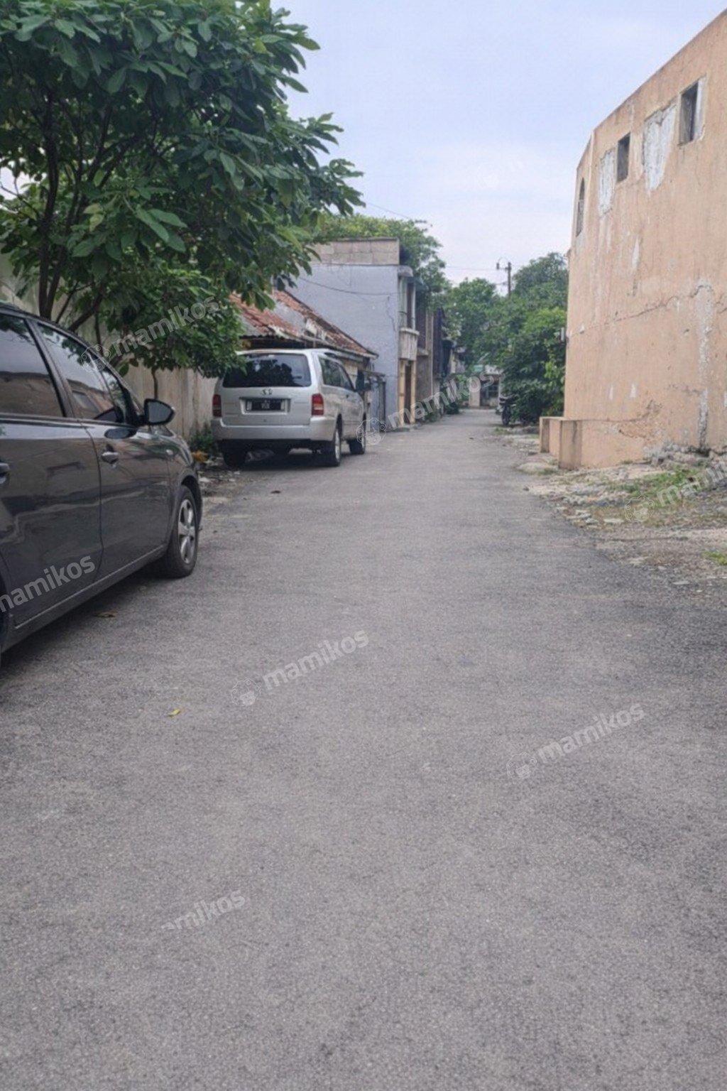 Rumah Sertifikat SHM 6 Kamar Tidur 3 Kamar Mandi Pondok Bambu Jakarta Timur - Photo 3
