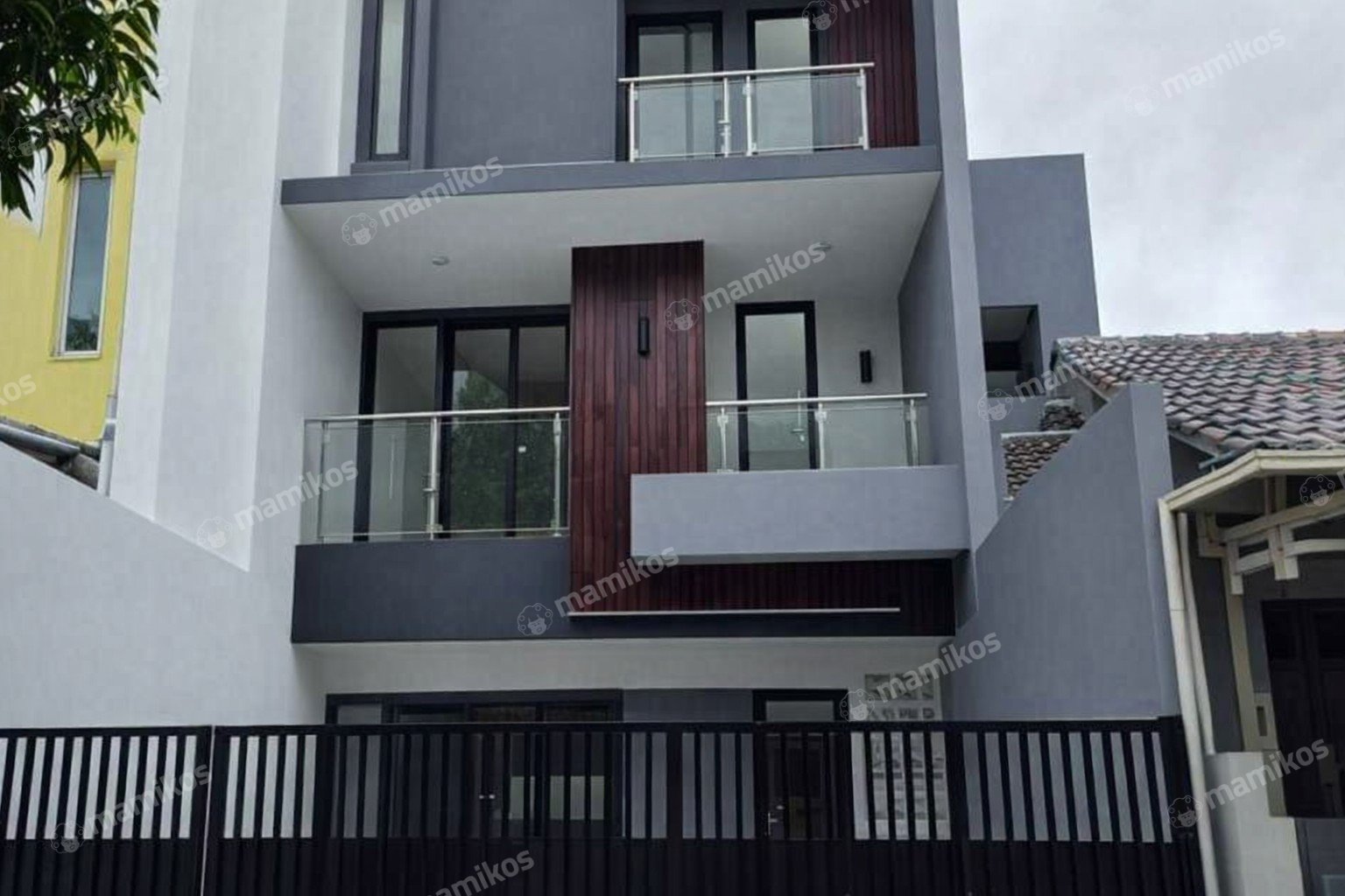 Rumah 4KT 3KM Citra Garden Jakarta Barat