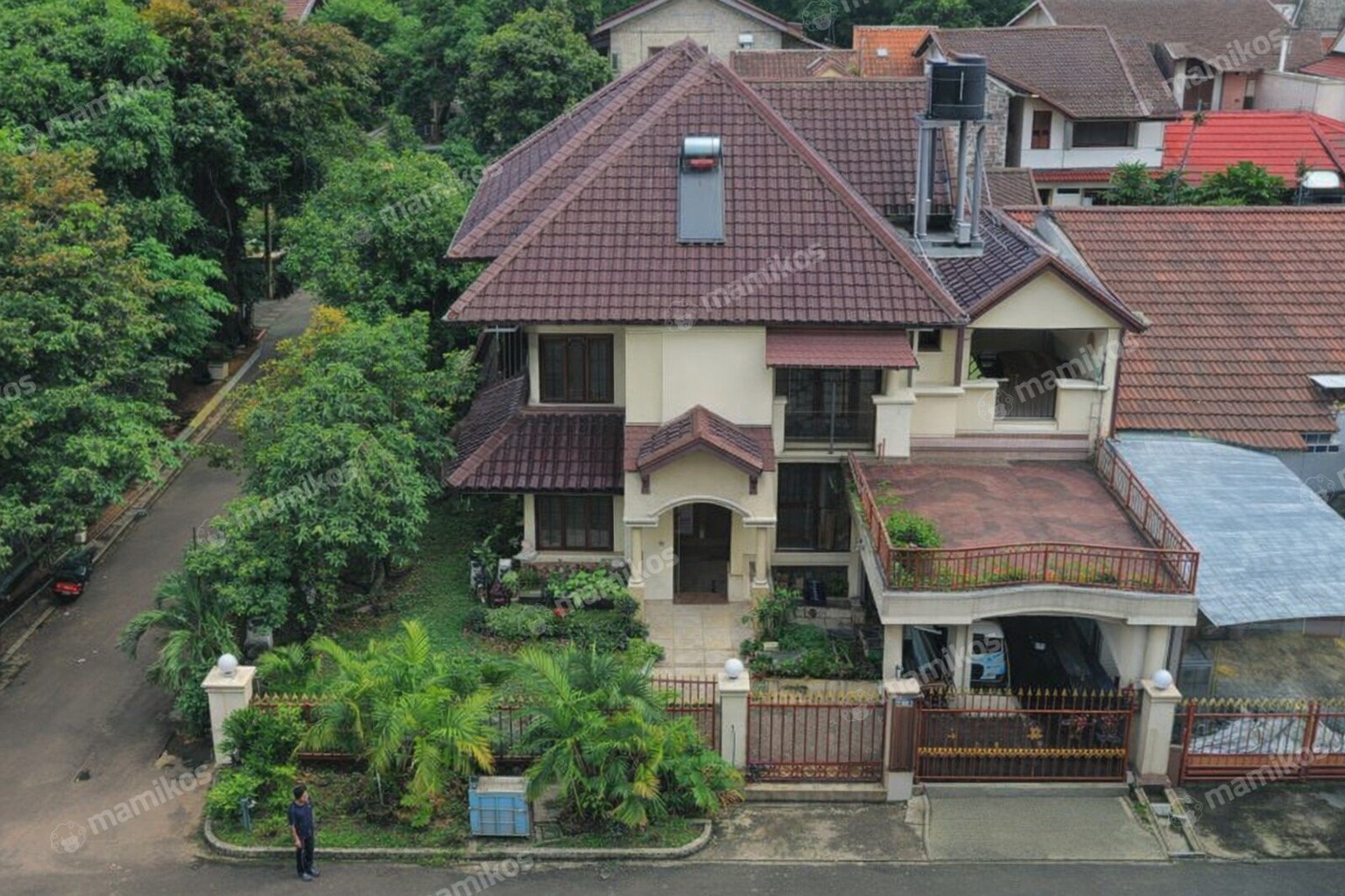 Rumah Sertifikat SHM 5 Kamar Tidur 3 Kamar Mandi Duren Sawit Jakarta Timur