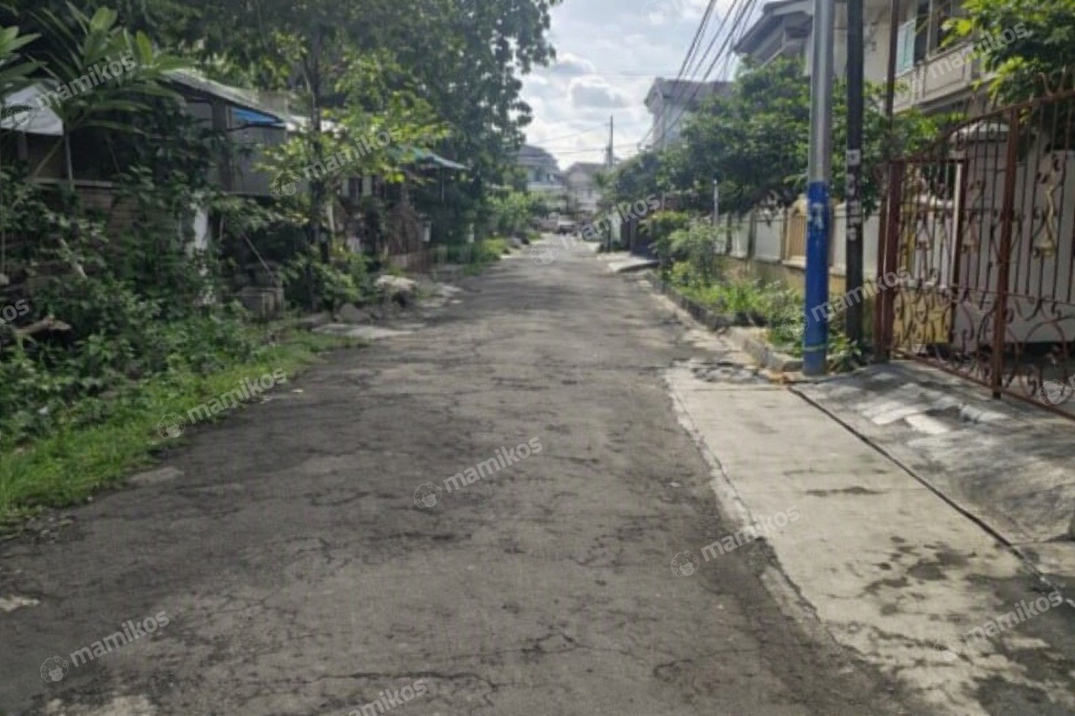 Rumah Sertifikat SHM 5 Kamar Tidur 3 Kamar Mandi Kelapa Gading Jakarta Utara - Photo 2