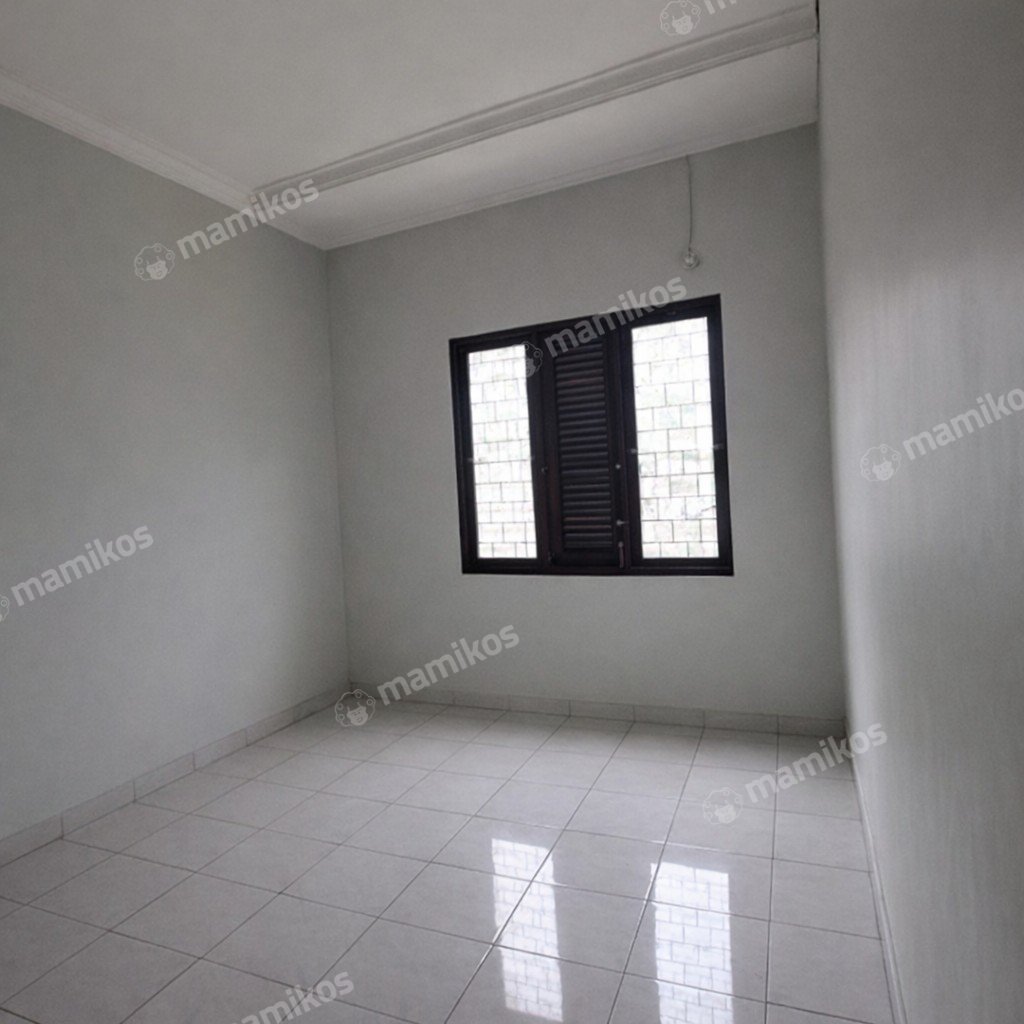 Rumah Sertifikat SHM 4 Kamar Tidur 2 Kamar Mandi Tanjung Duren Jakarta Barat - Photo 3