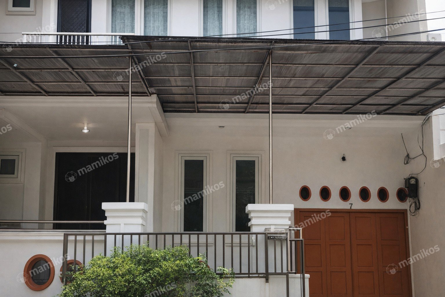 Rumah Sertifikat SHM 3 Kamar Tidur 3 Kamar Mandi Green Ville Jakarta Barat