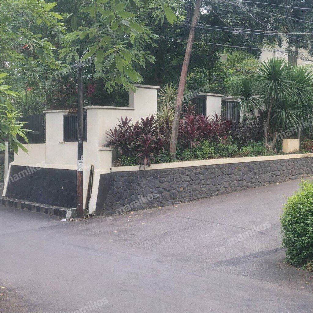 Rumah Sertifikat SHM 7 Kamar Tidur 5 Kamar Mandi Lebak Bulus Jakarta Selatan - Photo 5