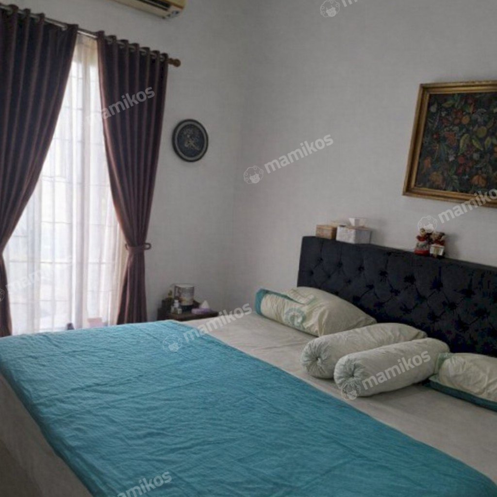Rumah Sertifikat SHM 2 Kamar Tidur 3 Kamar Mandi Raffles Hills Jakarta Timur - Photo 3
