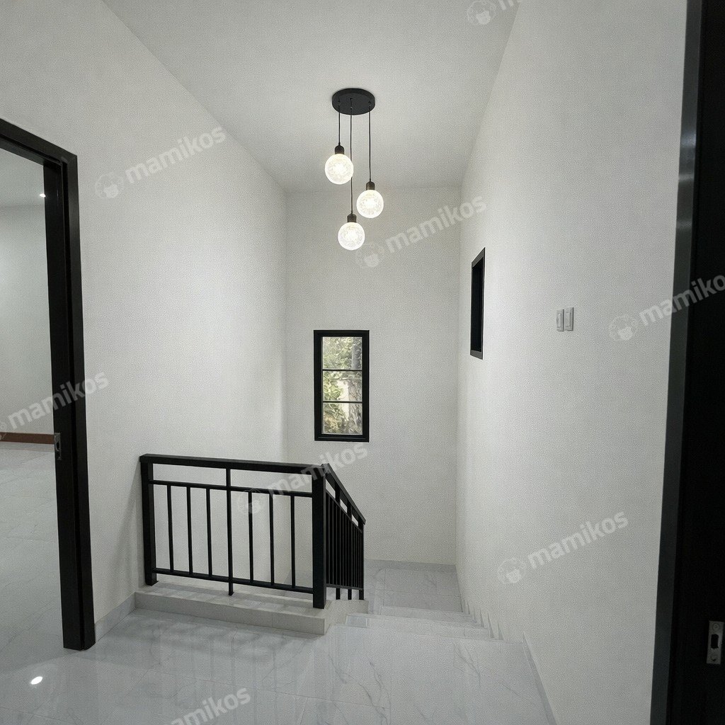 Rumah Sertifikat SHM 3 Kamar Tidur 2 Kamar Mandi Kota Wisata Jakarta Timur - Photo 2