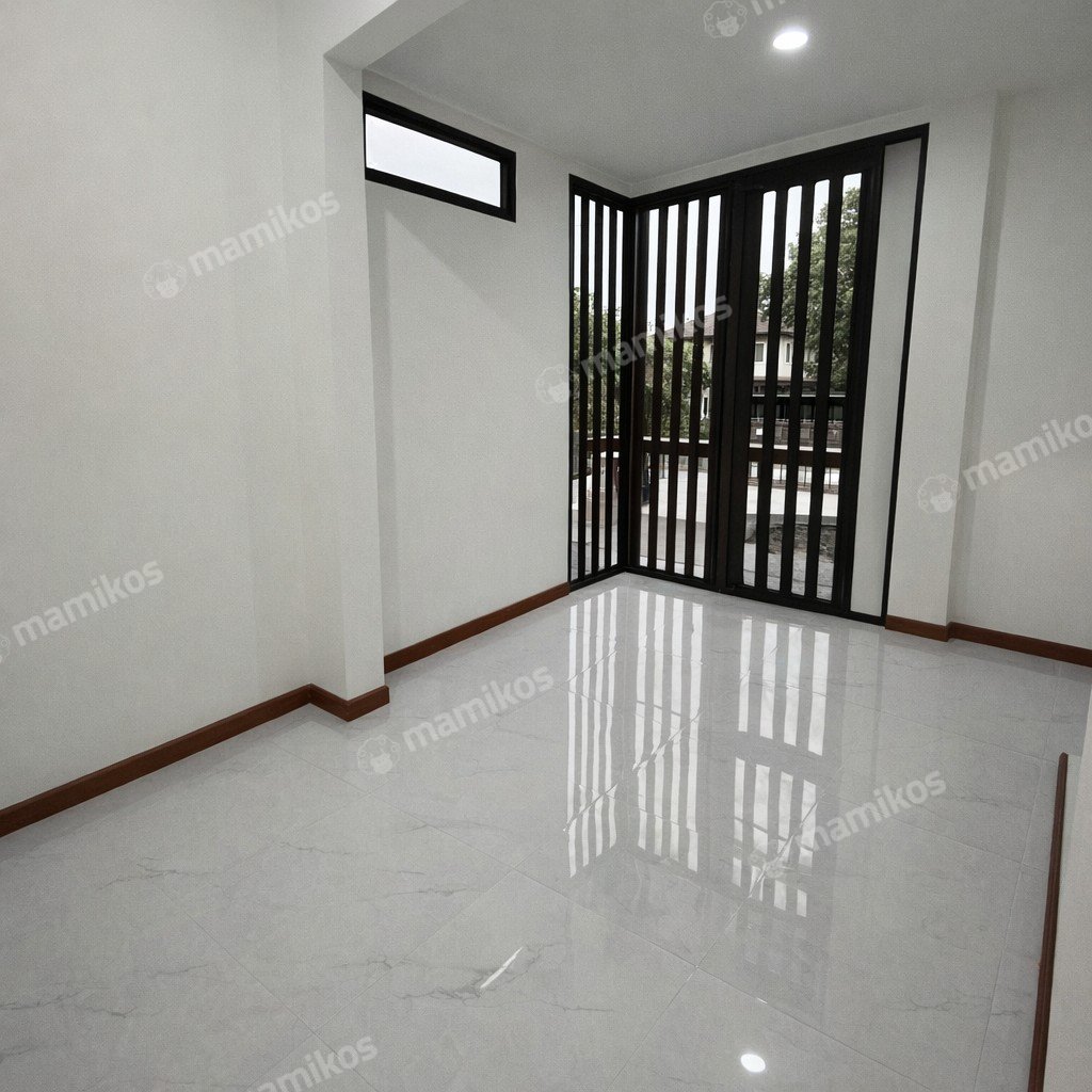 Rumah Sertifikat SHM 3 Kamar Tidur 2 Kamar Mandi Kota Wisata Jakarta Timur - Photo 4