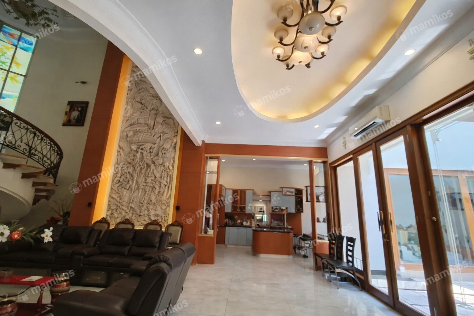 Rumah Sertifikat SHM 5 Kamar Tidur 5 Kamar Mandi Kelapa Gading Jakarta Utara - Photo 3