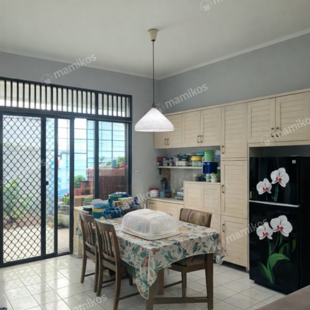 Rumah Sertifikat SHM 4 Kamar Tidur 2 Kamar Mandi Pondok Indah Jakarta Selatan - Photo 3