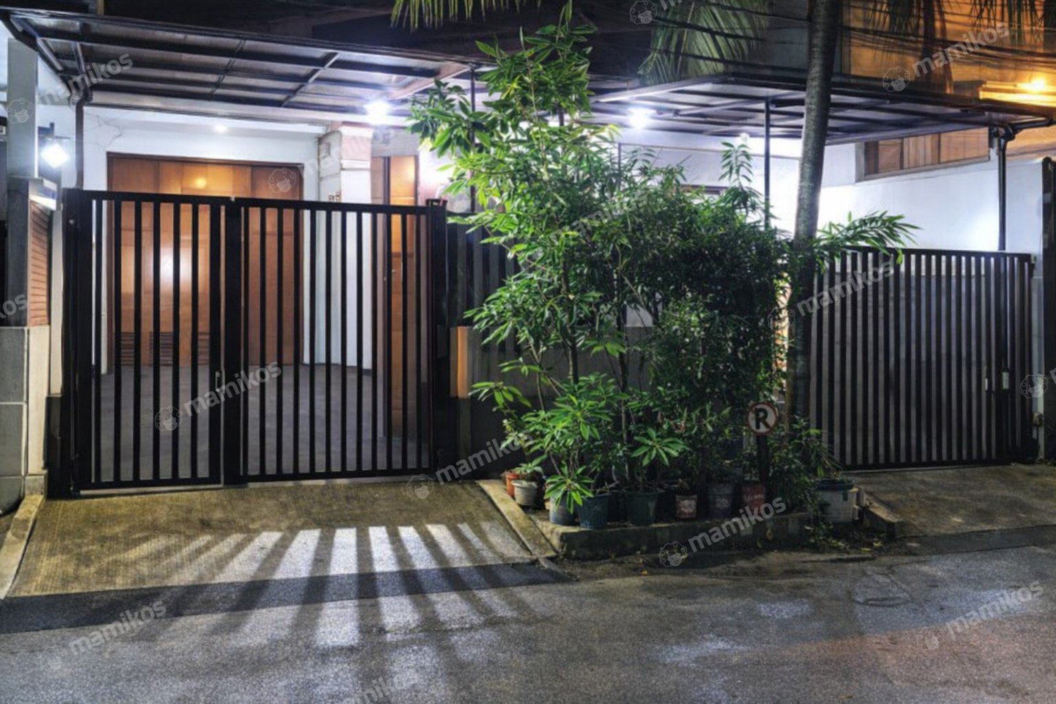 Rumah Sertifikat SHM 4 Kamar Tidur 4 Kamar Mandi Sunter Jakarta Utara