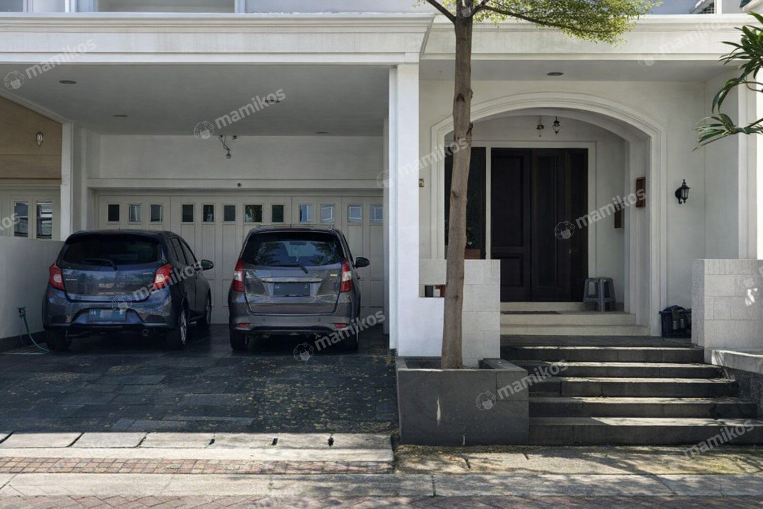 Rumah Sertifikat SHM 5 Kamar Tidur 5 Kamar Mandi Pantai Indah Kapuk Jakarta Utara