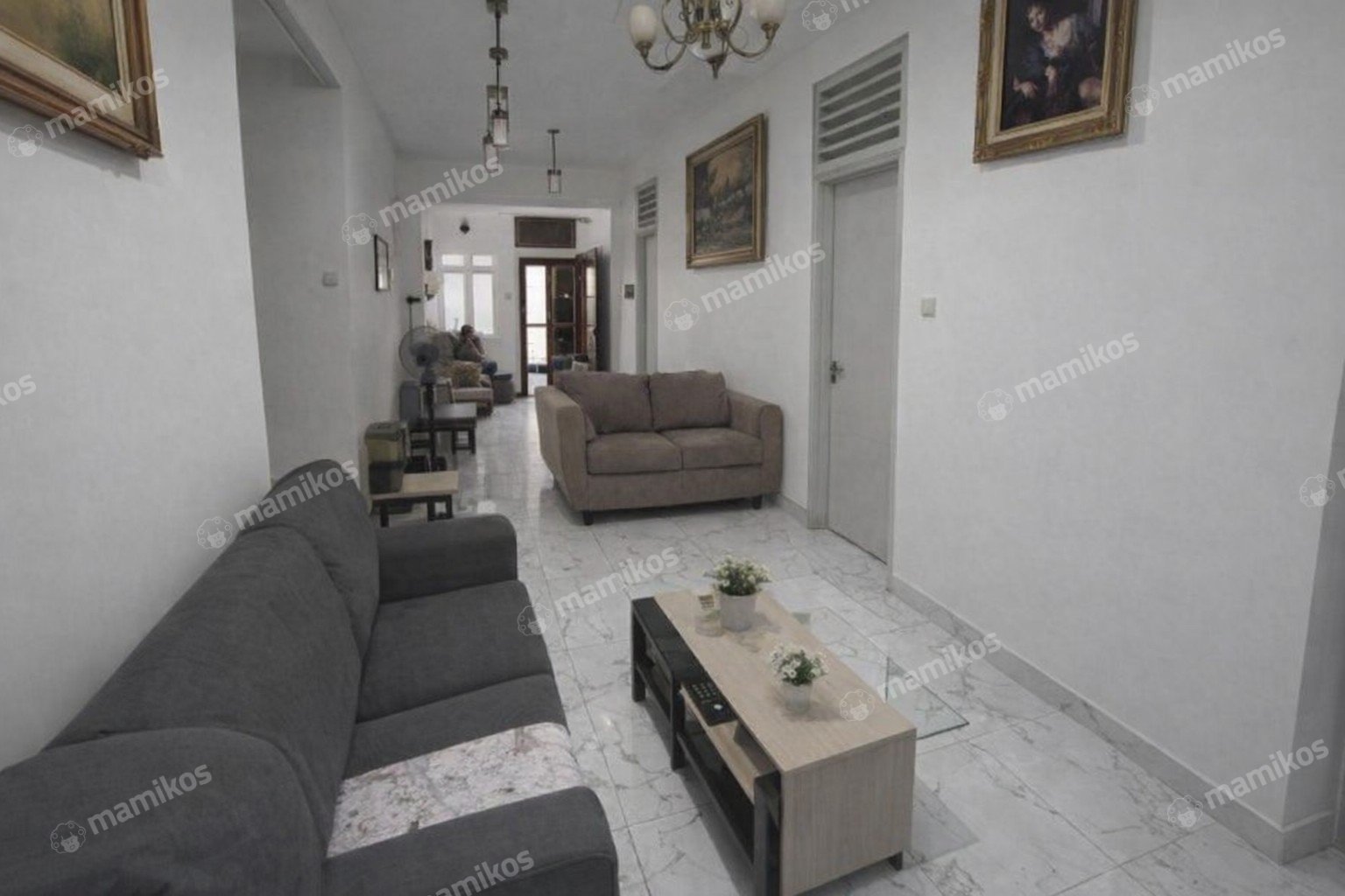 Rumah Sertifikat SHM 3 Kamar Tidur 3 Kamar Mandi Metland Puri Jakarta Barat - Photo 2