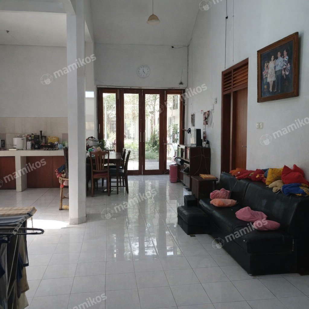Rumah Sertifikat SHM 6 Kamar Tidur 4 Kamar Mandi Ciracas Jakarta Timur - Photo 5