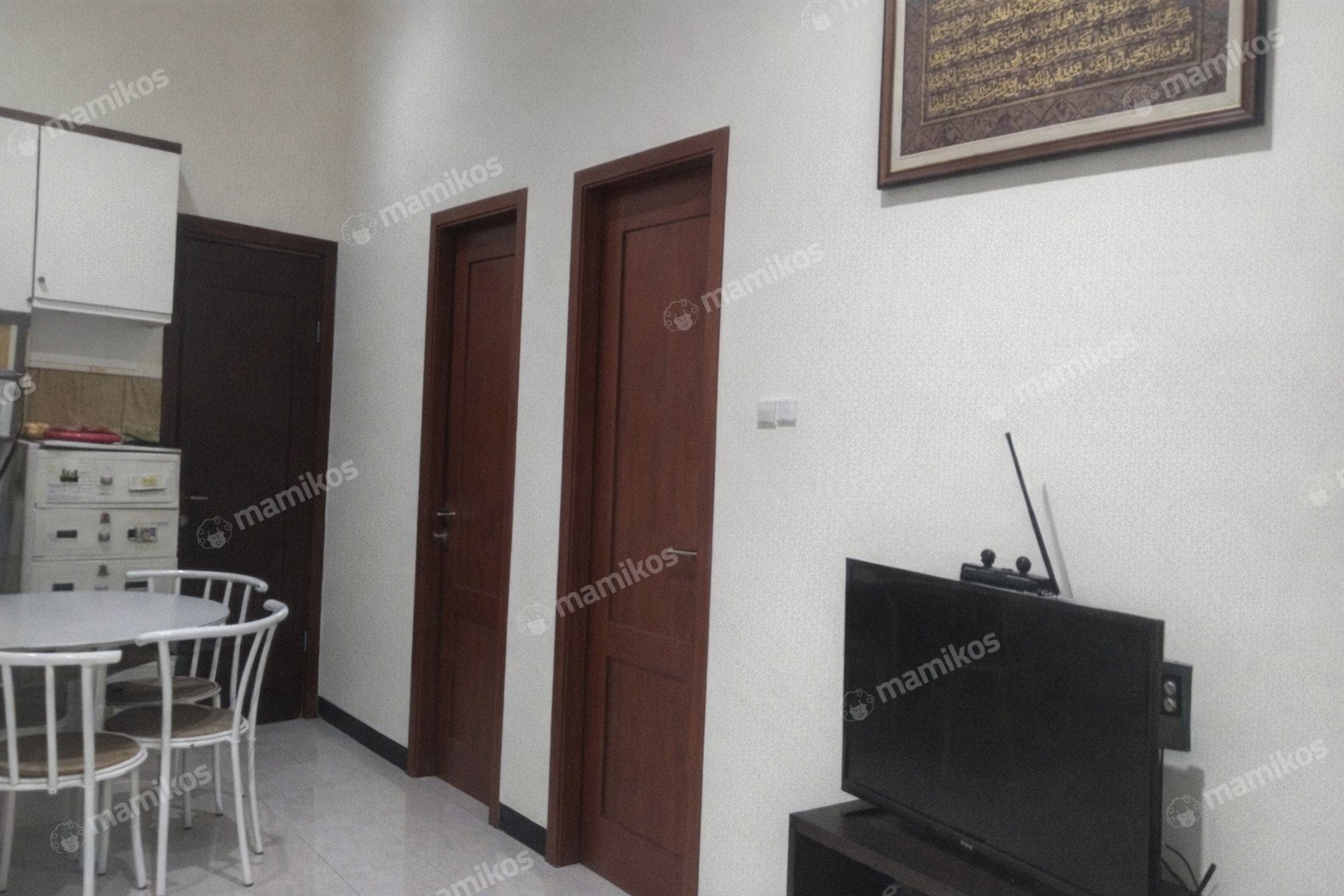 Rumah Sertifikat SHM 7 Kamar Tidur 3 Kamar Mandi Tomang Jakarta Barat - Photo 4