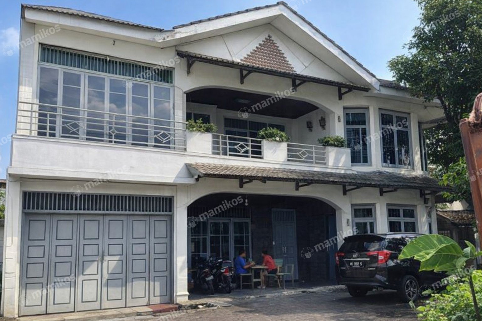 Rumah Sertifikat SHM 11 Kamar Tidur 6 Kamar Mandi Pondok Kelapa Jakarta Timur