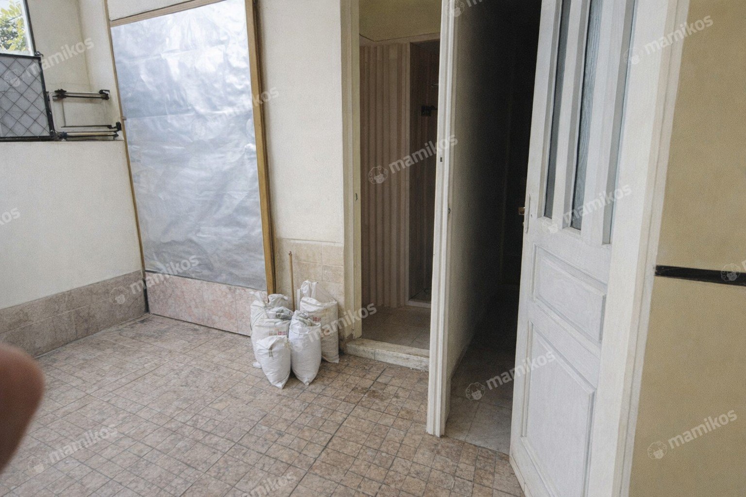 Rumah Sertifikat SHM 3 Kamar Tidur 2 Kamar Mandi Srengseng Jakarta Barat - Photo 3