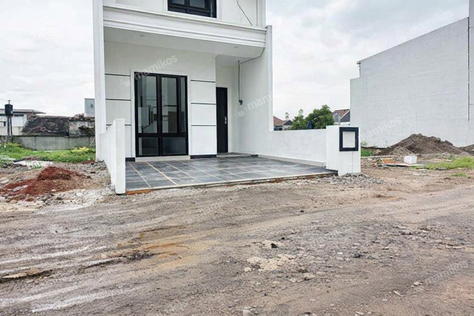 Rumah Sertifikat SHM 2 Kamar Tidur 2 Kamar Mandi Cilangkap Jakarta Timur