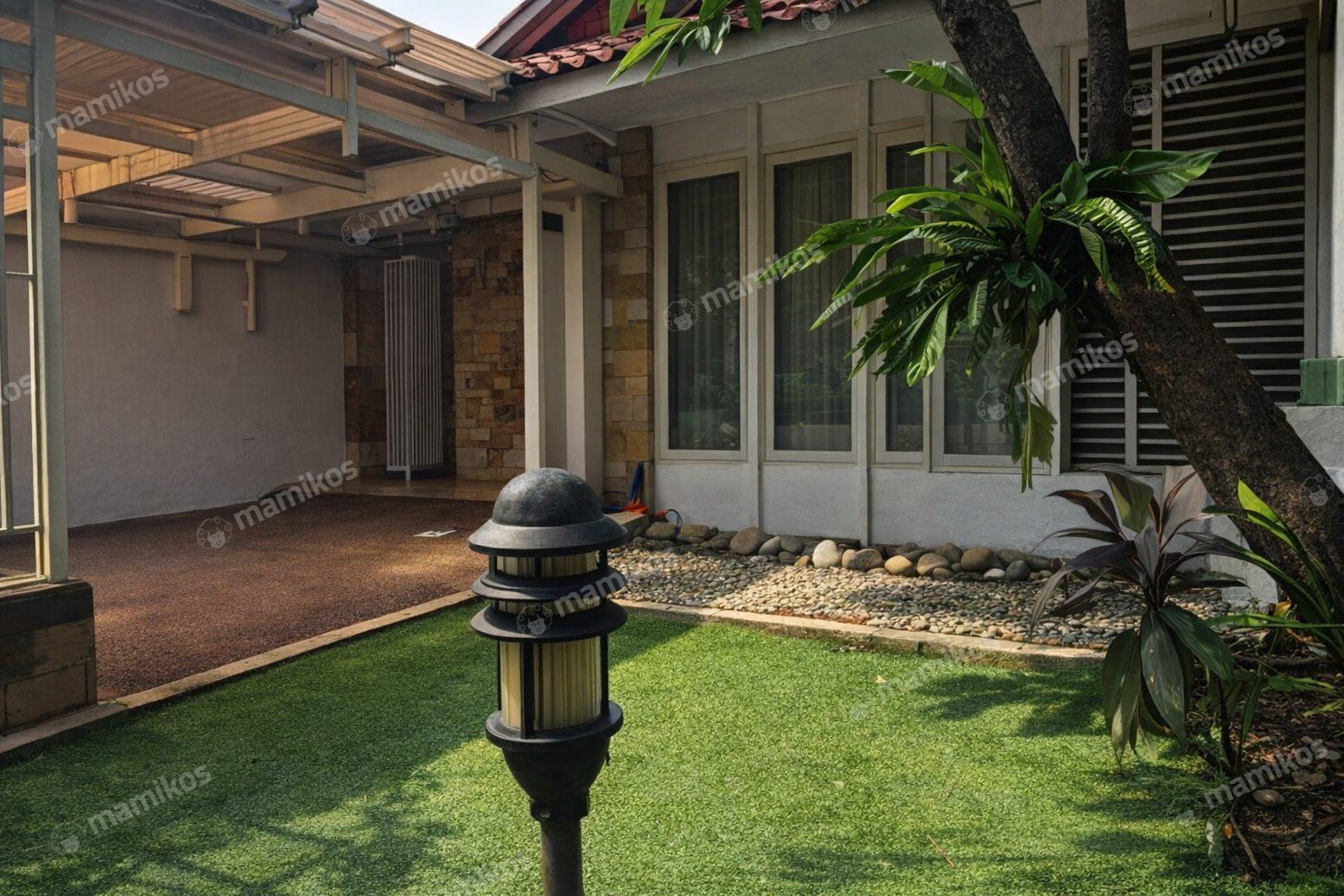 Rumah Sertifikat SHM 3 Kamar Tidur 2 Kamar Mandi Lebak Bulus Jakarta Selatan