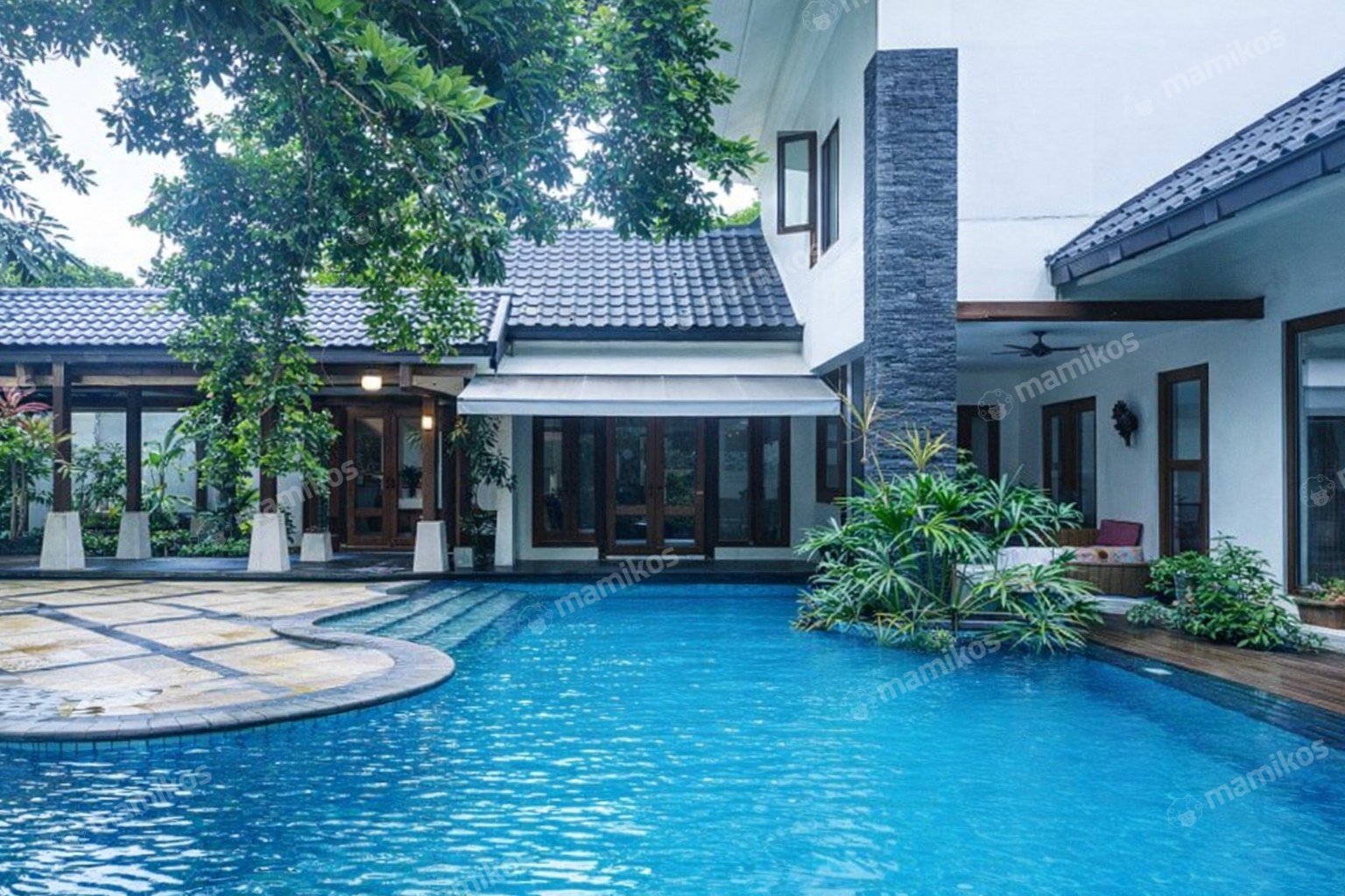 Rumah Sertifikat SHM 6 Kamar Tidur 5 Kamar Mandi Cilandak Jakarta Selatan