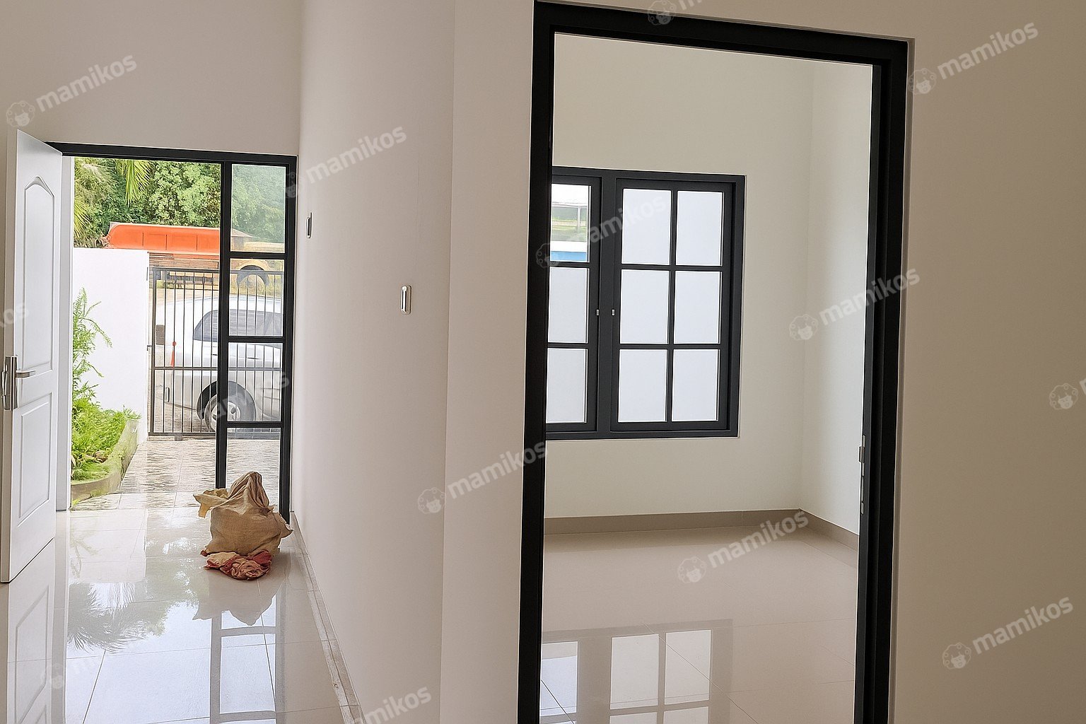 Rumah Sertifikat SHM 3 Kamar Tidur 3 Kamar Mandi Green garden Jakarta Barat
