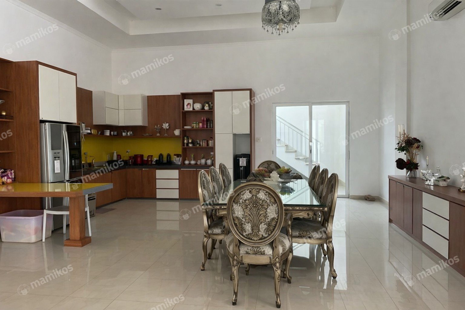 Rumah Sertifikat SHM 6 Kamar Tidur 6 Kamar Mandi Pantai Indah Kapuk Jakarta Utara - Photo 4