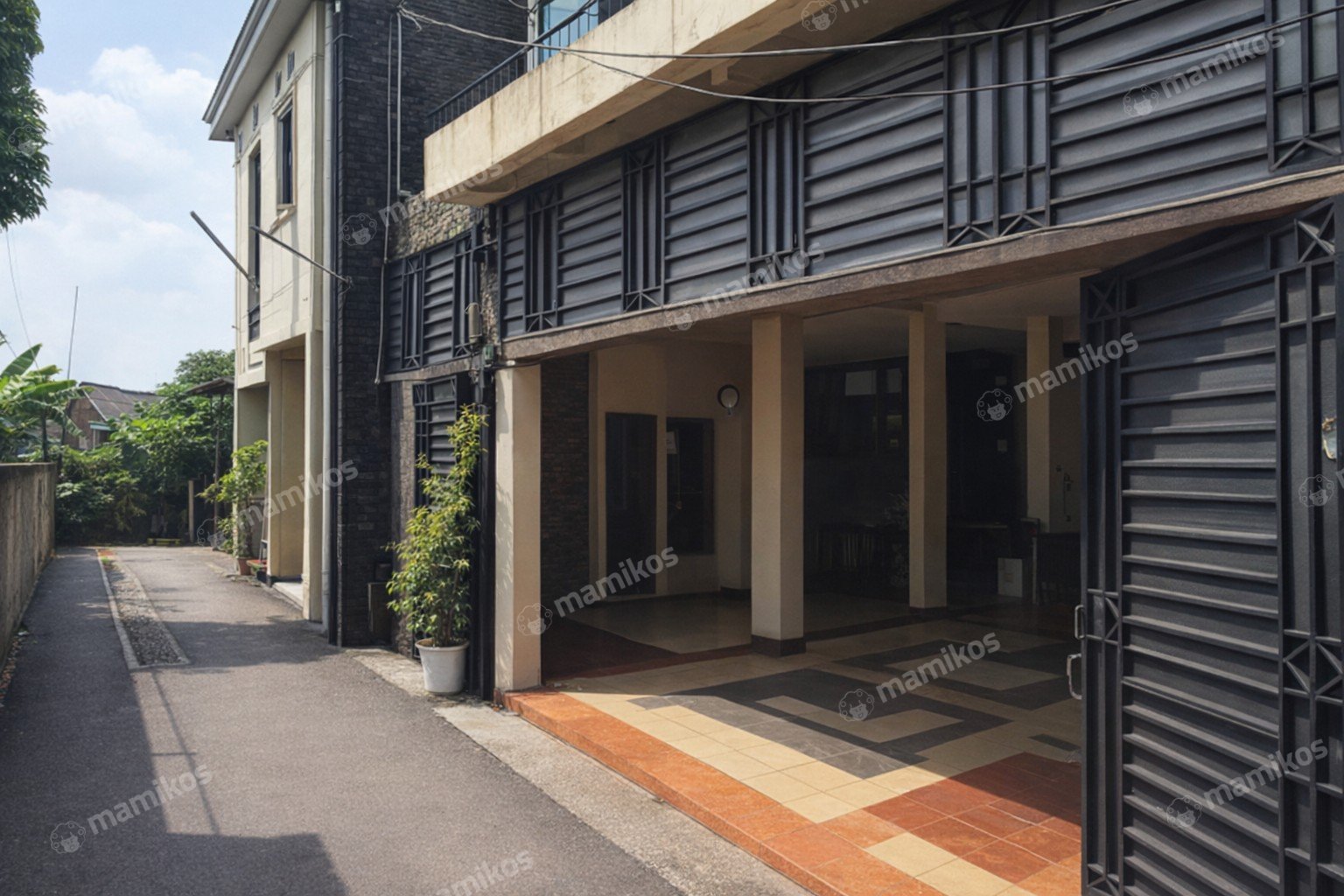 Rumah Sertifikat SHM 5 Kamar Tidur 4 Kamar Mandi Cijantung Jakarta Timur