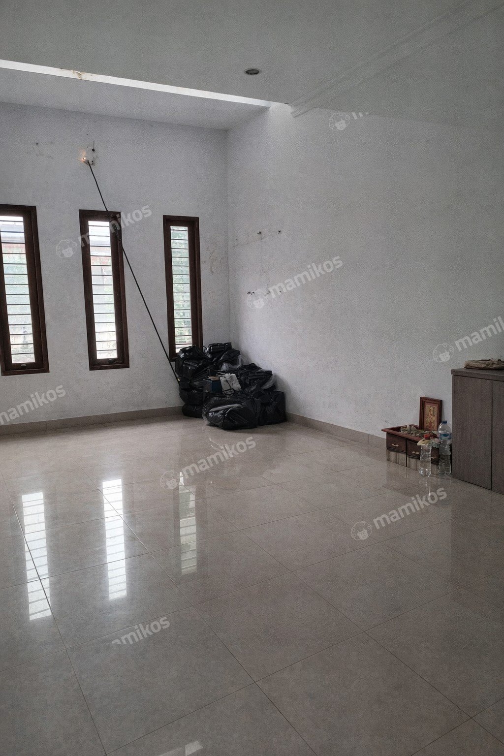Rumah Sertifikat SHM 3 Kamar Tidur 2 Kamar Mandi Joglo Jakarta Barat - Photo 5