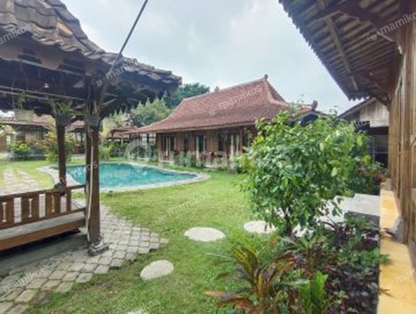 Rumah Sertifikat SHM 4 Kamar Tidur 5 Kamar Mandi Maguwoharjo Yogyakarta - Photo 2