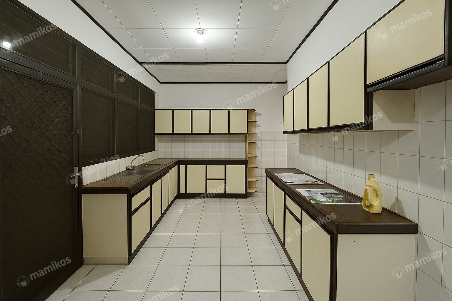 Rumah Sertifikat SHM 4 Kamar Tidur 4 Kamar Mandi Pantai Indah Kapuk Jakarta Utara - Photo 2