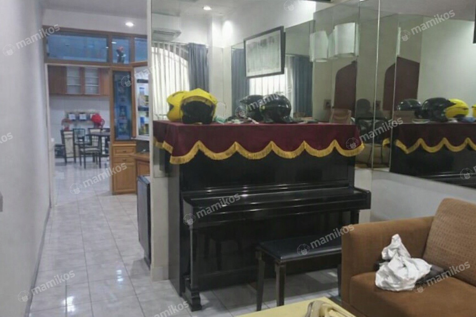 Rumah Sertifikat SHM 4 Kamar Tidur 3 Kamar Mandi Kelapa Gading Jakarta Utara - Photo 2