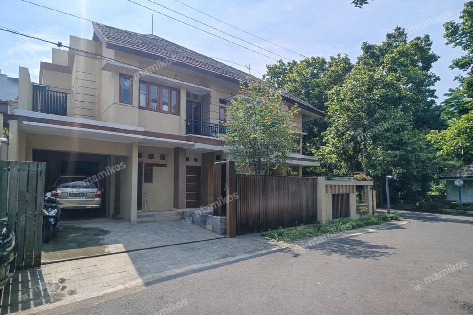 Rumah Sertifikat SHM 4 Kamar Tidur 4 Kamar Mandi Pondok Indah Jakarta Selatan