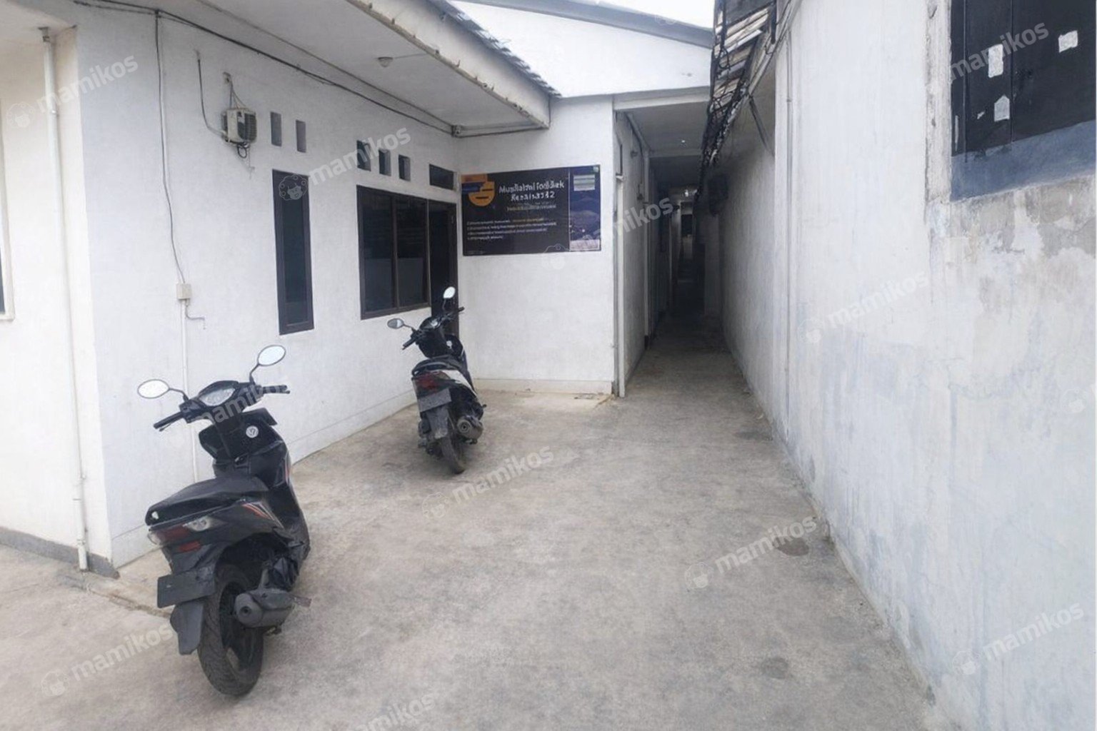 Rumah Sertifikat SHM 6 Kamar Tidur 6 Kamar Mandi Ciracas Jakarta Timur - Photo 5