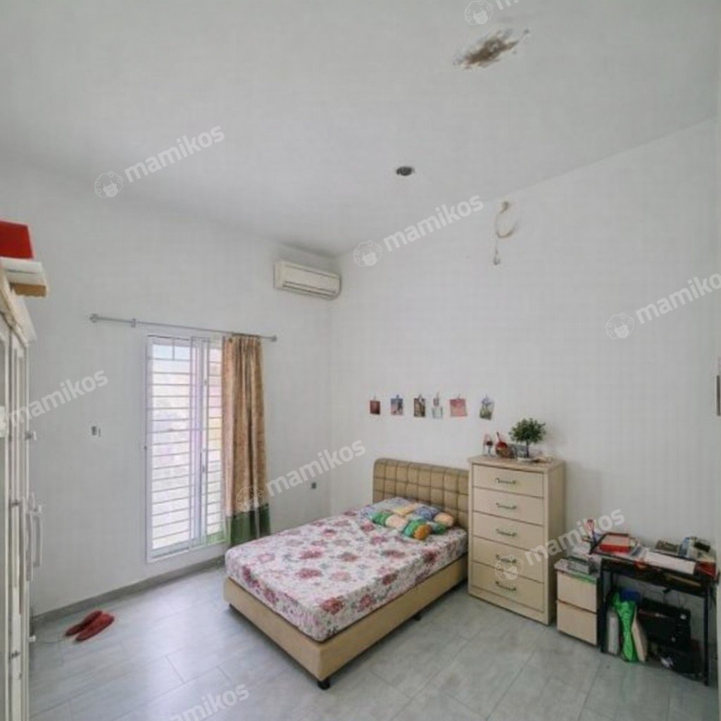 Rumah Sertifikat SHM 3 Kamar Tidur 2 Kamar Mandi Taman Ratu Jakarta Barat - Photo 5