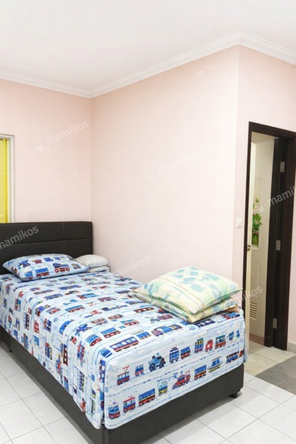 Rumah Sertifikat SHM 4 Kamar Tidur 3 Kamar Mandi Taman Surya Jakarta Barat - Photo 3