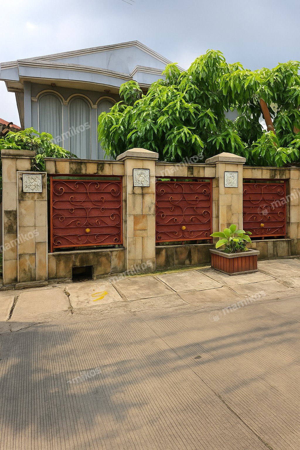 Rumah Sertifikat SHM 6 Kamar Tidur 6 Kamar Mandi Matraman Jakarta Timur - Photo 2