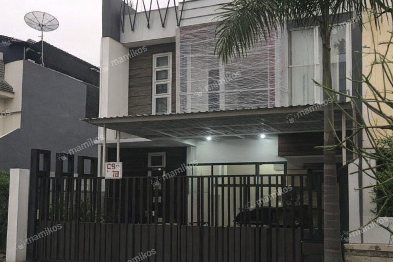 Rumah Sertifikat SHM 4 Kamar Tidur 4 Kamar Mandi Puri Media Jakarta Barat