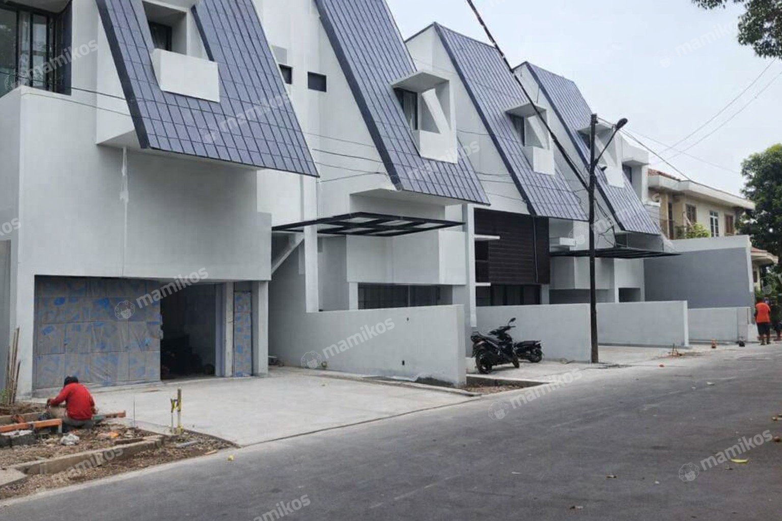 Rumah Sertifikat SHM 4 Kamar Tidur 4 Kamar Mandi Kebayoran Baru Jakarta Selatan