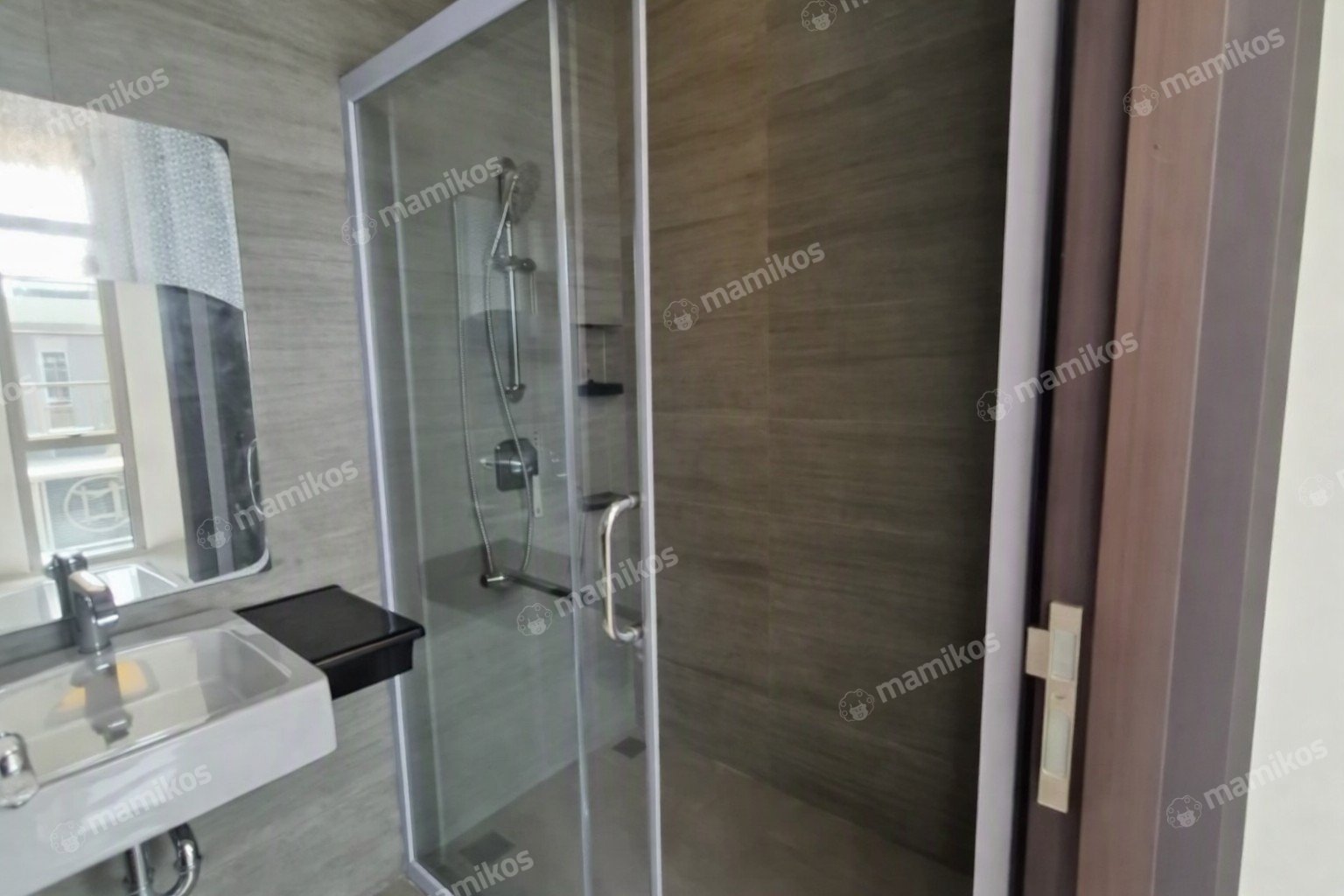 Rumah Sertifikat PPJB 3 Kamar Tidur 3 Kamar Mandi Pantai Indah Kapuk 2 Jakarta Utara - Photo 4
