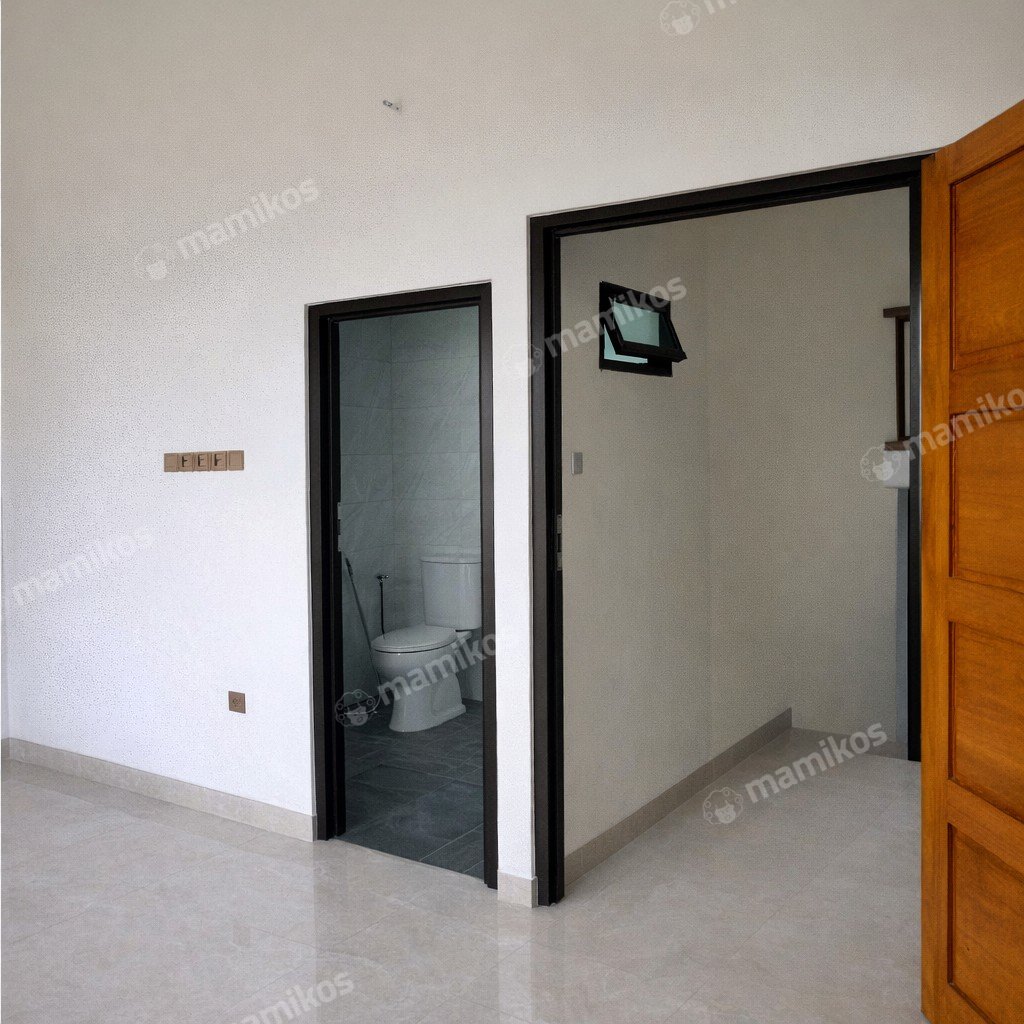 Rumah Sertifikat SHM 3 Kamar Tidur 3 Kamar Mandi Rawamangun Jakarta Timur - Photo 3