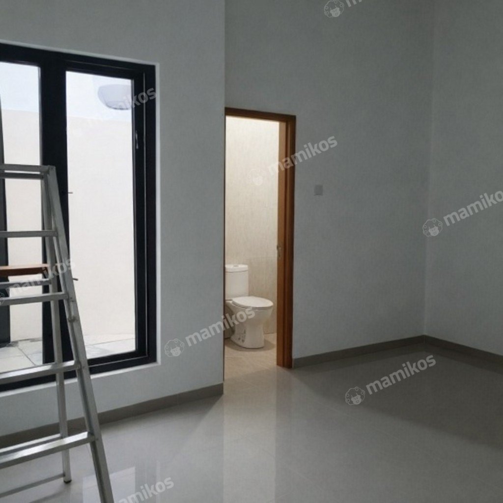 Rumah Sertifikat SHM 3 Kamar Tidur 3 Kamar Mandi Metland Puri Jakarta Barat - Photo 4