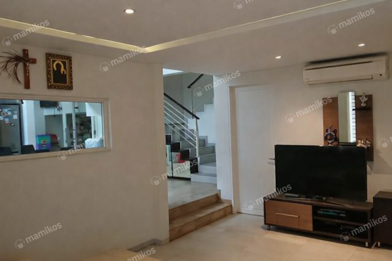 Rumah Sertifikat SHM 5 Kamar Tidur 4 Kamar Mandi Pantai Indah Kapuk Jakarta Utara