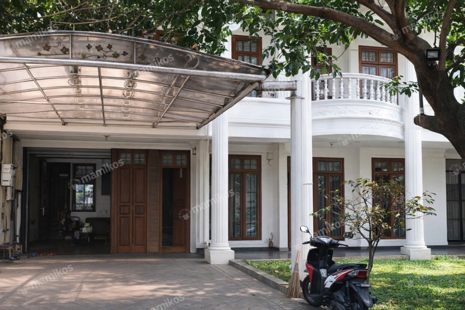 Rumah 3 Kamar Tidur 4 Kamar Mandi 2 Lantai Ragunan Jakarta Selatan