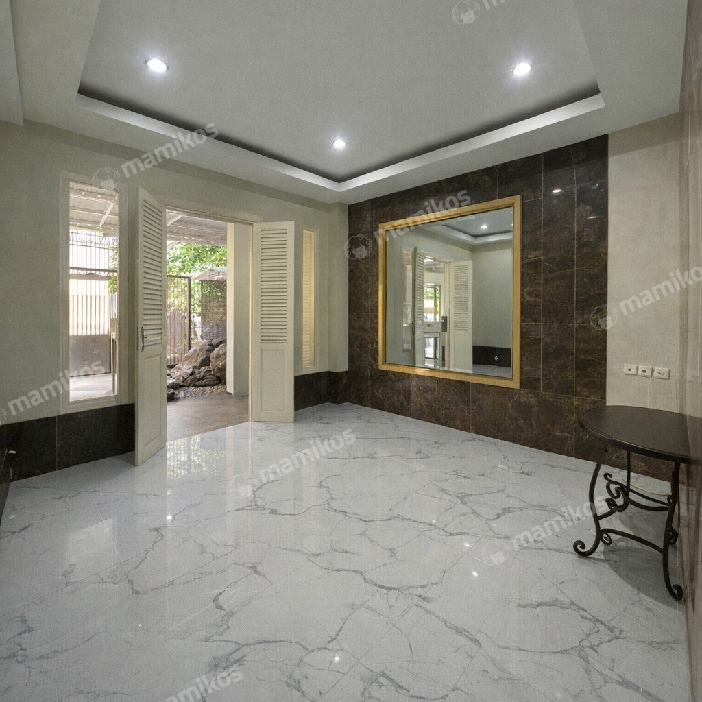Rumah Sertifikat SHM 5 Kamar Tidur 5 Kamar Mandi Pantai Indah Kapuk Jakarta Utara - Photo 4