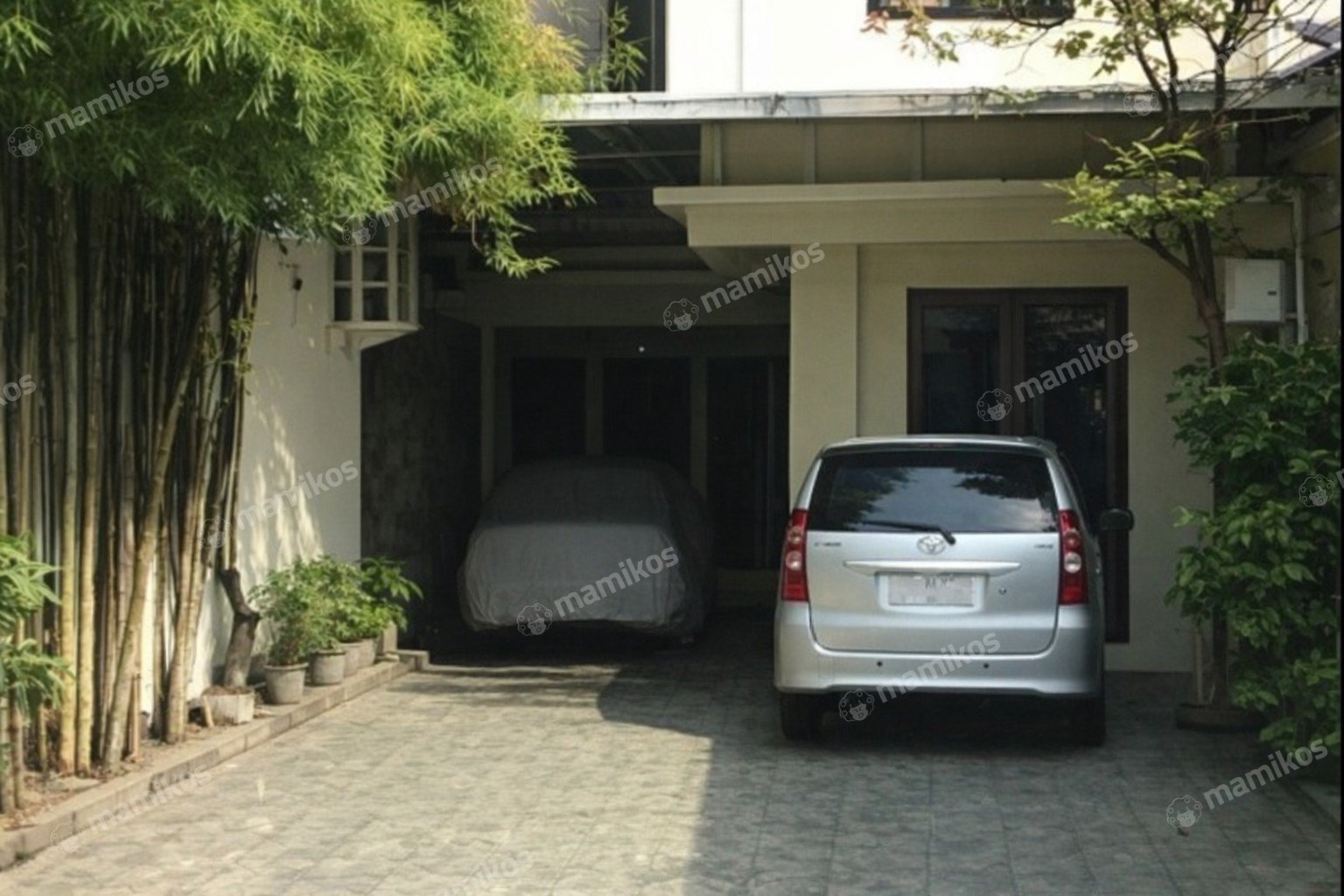 Rumah Sertifikat SHM 6 Kamar Tidur 5 Kamar Mandi Kemanggisan Jakarta Barat