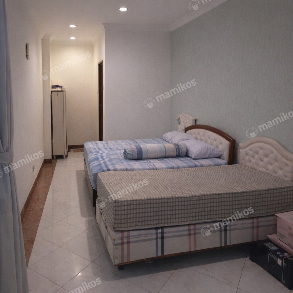 Rumah Sertifikat SHM 6 Kamar Tidur 5 Kamar Mandi Kemanggisan Jakarta Barat - Photo 5
