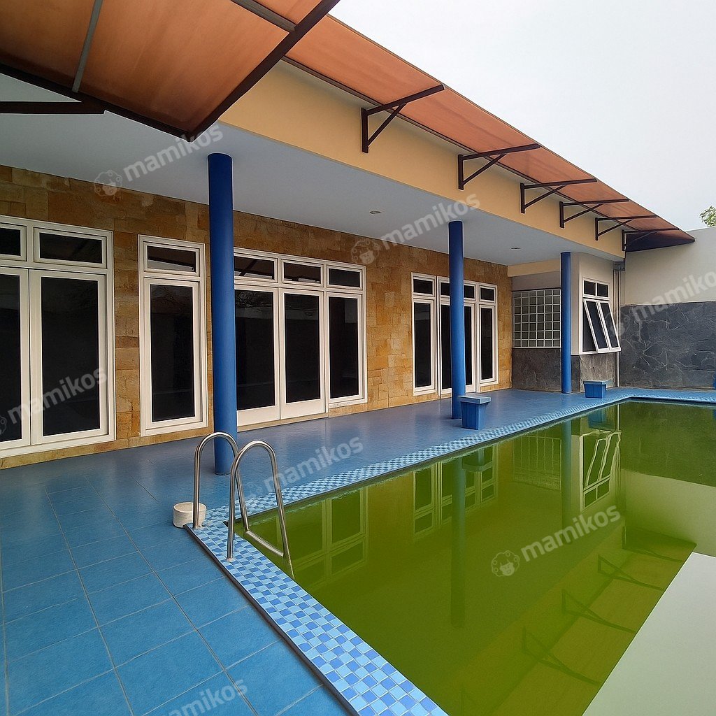 Rumah Sertifikat SHM 4 Kamar Tidur 3 Kamar Mandi Cipete Jakarta Selatan - Photo 3