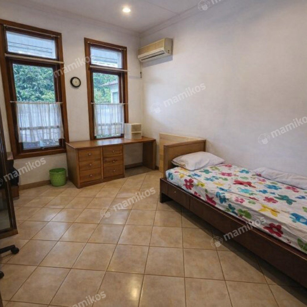 Rumah Sertifikat SHM 10 Kamar Tidur 10 Kamar Mandi Pondok Indah Jakarta Selatan - Photo 5